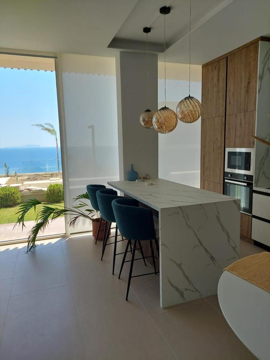 Green Coast Hotel Paljasa Luaran gambar